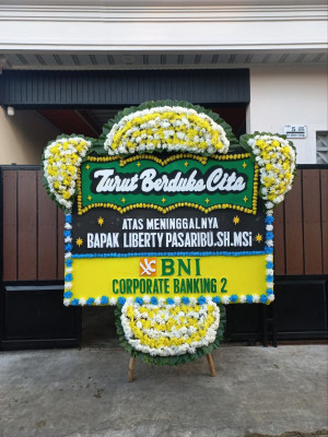 Papan Bunga Duka di Siman